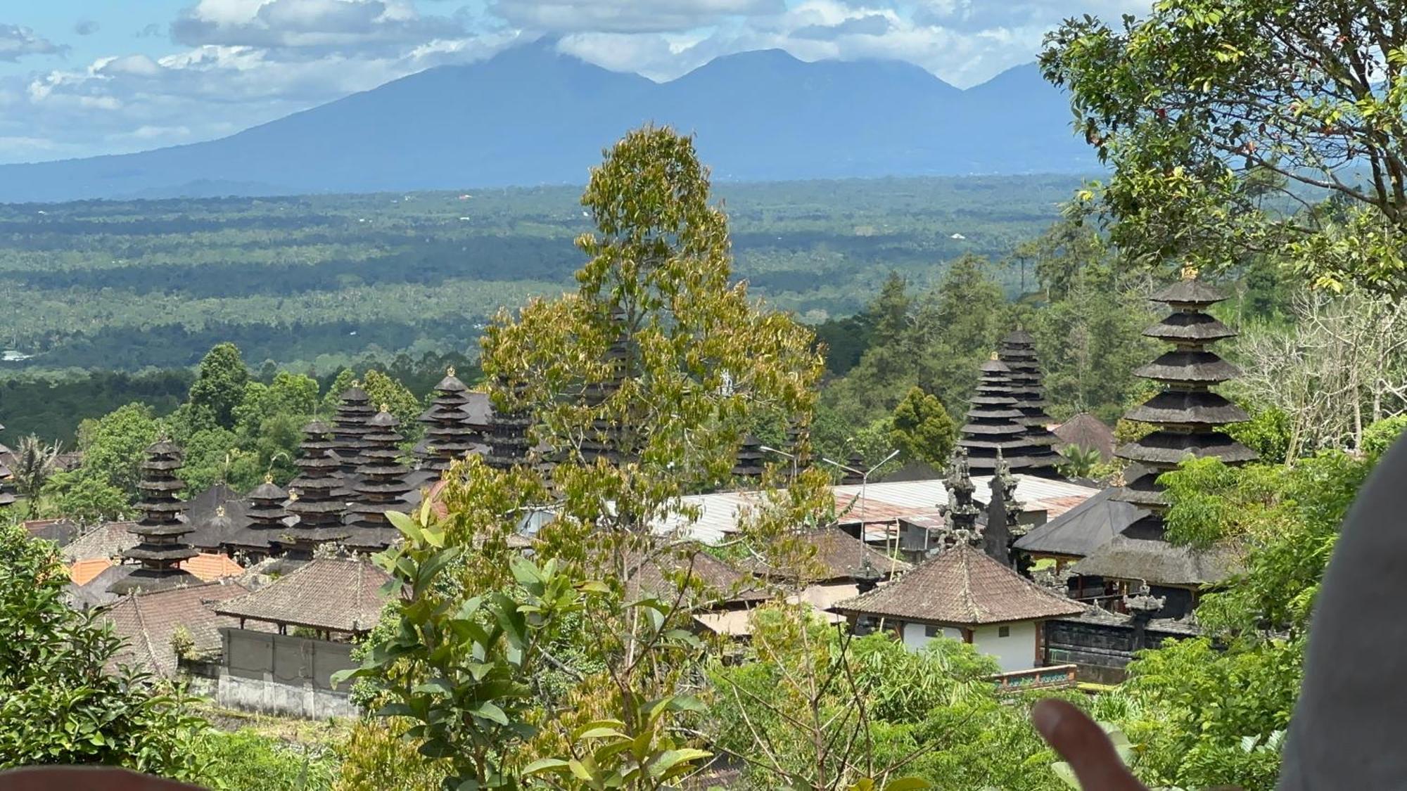 Bali Basuki Retreat Center Apartman Besakih Kültér fotó