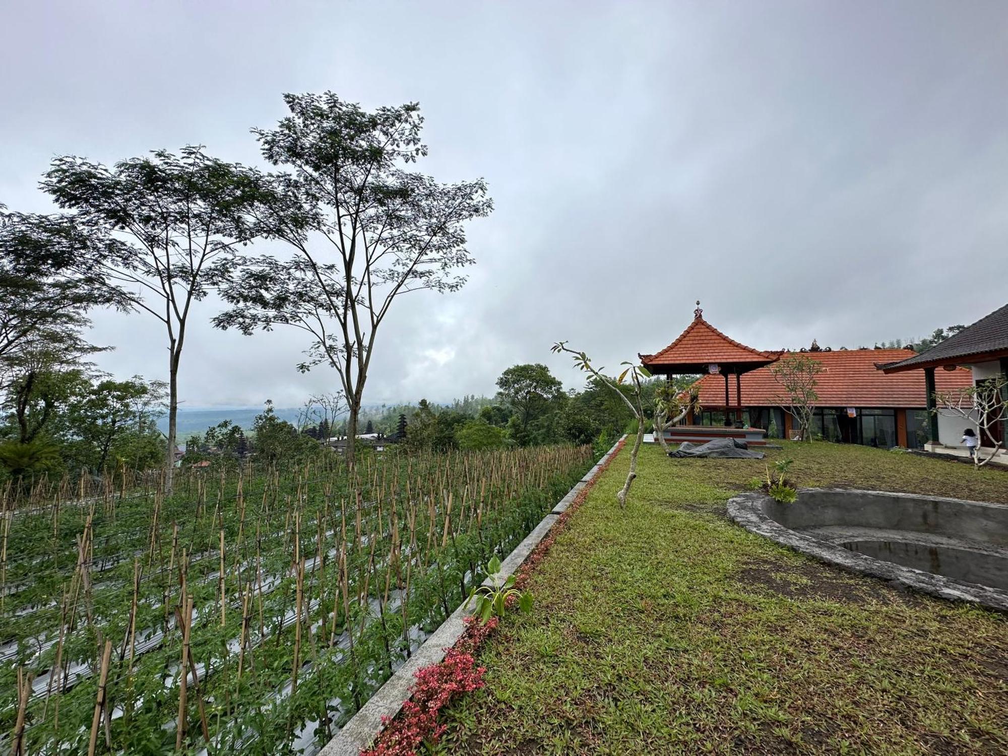 Bali Basuki Retreat Center Apartman Besakih Kültér fotó
